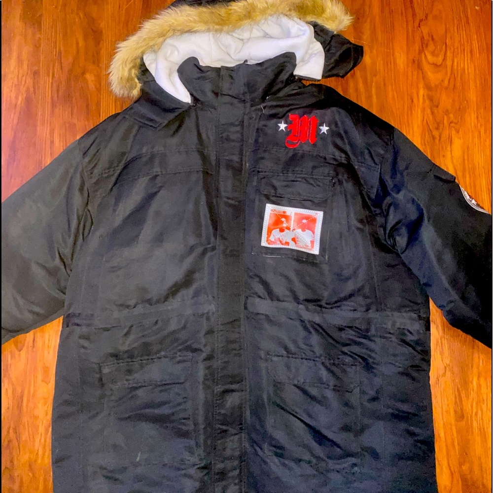 Brand new authentic makaveli 2pac goose down